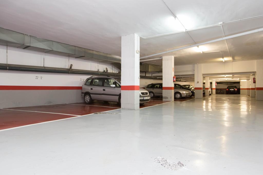 Stay Barcelona Central Apartments Bagian luar foto