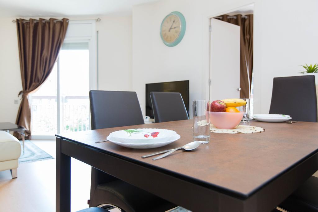Stay Barcelona Central Apartments Bagian luar foto