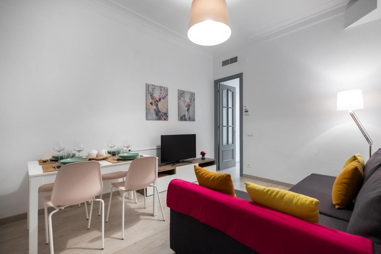 Stay Barcelona Central Apartments Bagian luar foto